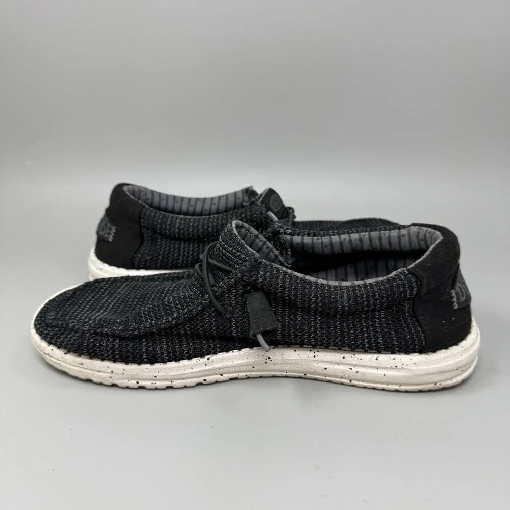 Hey Dude Wally Sox Men's Size 9 Black & White Ultralight Style Slip-On Shoes